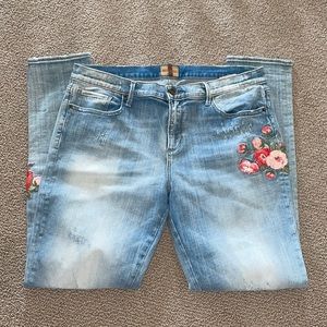 Driftwood Beau Floral Embroidered Classic Fit Jeans Size 32
